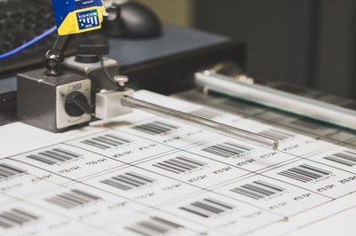 inotec Barcode RFID Label Service Labeldruck Qualitätskontrolle inotec Barcode RFID Label Service Labeldruck Qualitätskontrolle